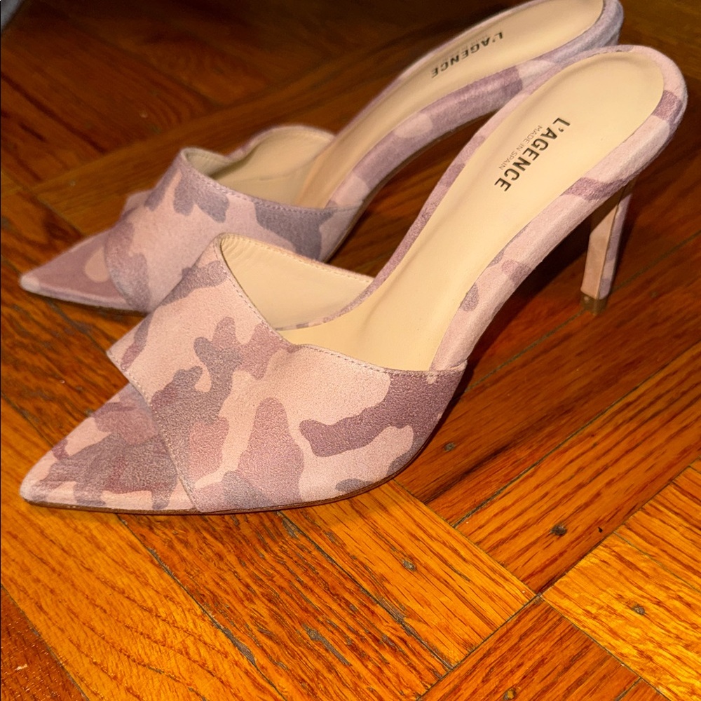 L'AGENCE Mauve Camo Pointed-Toe Slide Mules - Picture 2 of 5